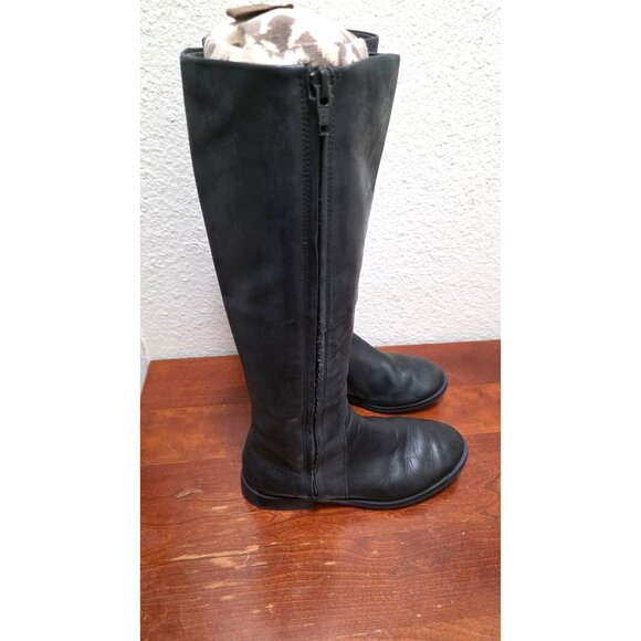 Camper Black Leather Knee-High Riding Boots Side Zippers Women's EU Size 35/ 5US - Picture 3 of 7